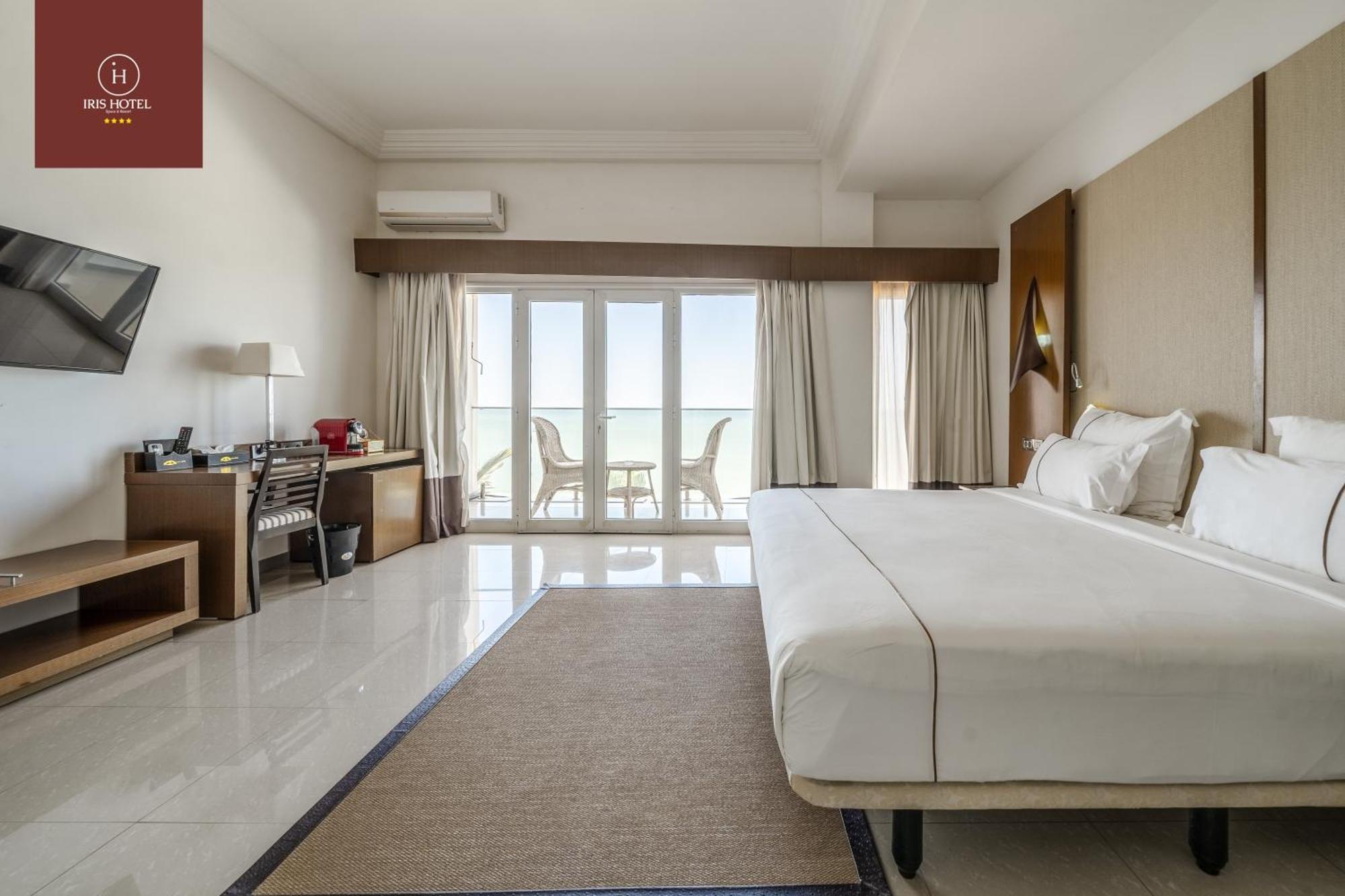 Iris Hotel Toubab Dialaw Eksteriør billede